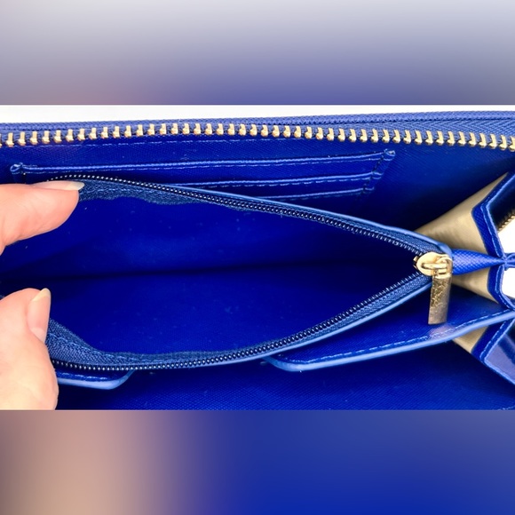 Beautiful Kate Spade ♠️ Cameron Street Stacy Bifold Wallet Dark Blue, Excel Cond - Picture 9 of 12